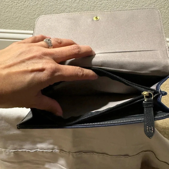 Tutilo three section clutch/wallet- two-toned - black and navy. - Picture 5 of 9